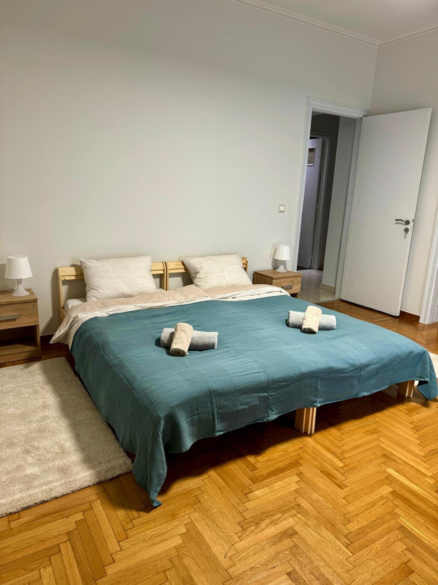 Urban Oasis Apartment เอเธนส์ ภายนอก รูปภาพ