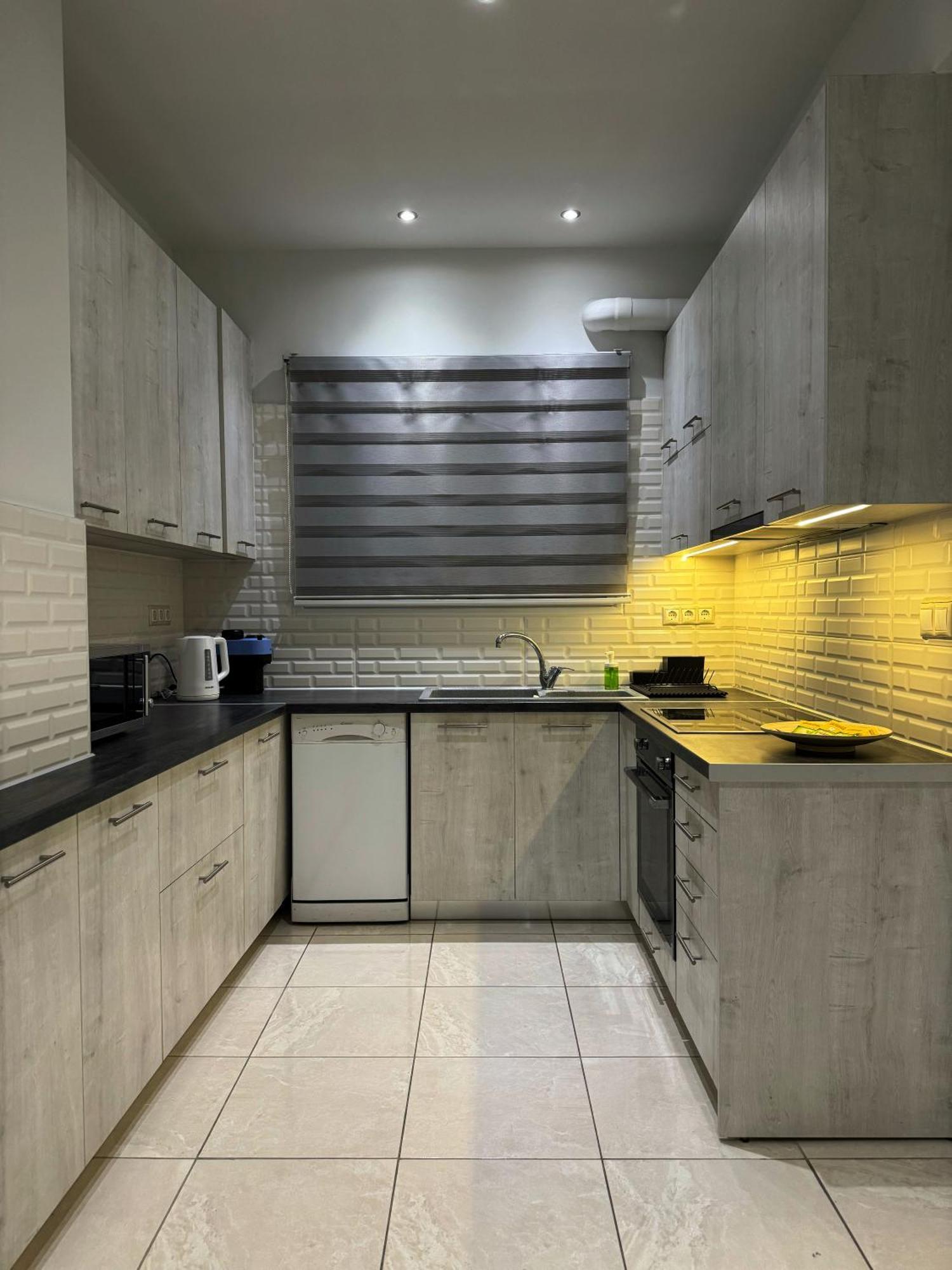 Urban Oasis Apartment เอเธนส์ ภายนอก รูปภาพ